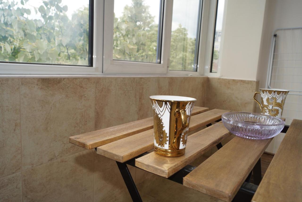 Spacious 2Bdr - Free Parking - Walk Everywhere - 300 Mbps Wifi Варна Экстерьер фото