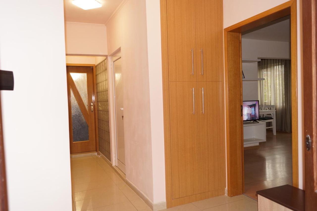 Spacious 2Bdr - Free Parking - Walk Everywhere - 300 Mbps Wifi Варна Экстерьер фото
