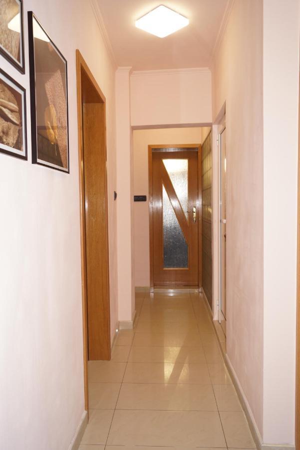 Spacious 2Bdr - Free Parking - Walk Everywhere - 300 Mbps Wifi Варна Экстерьер фото